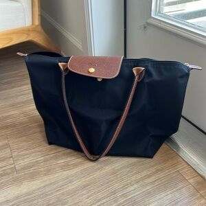 Longchamp medium tote